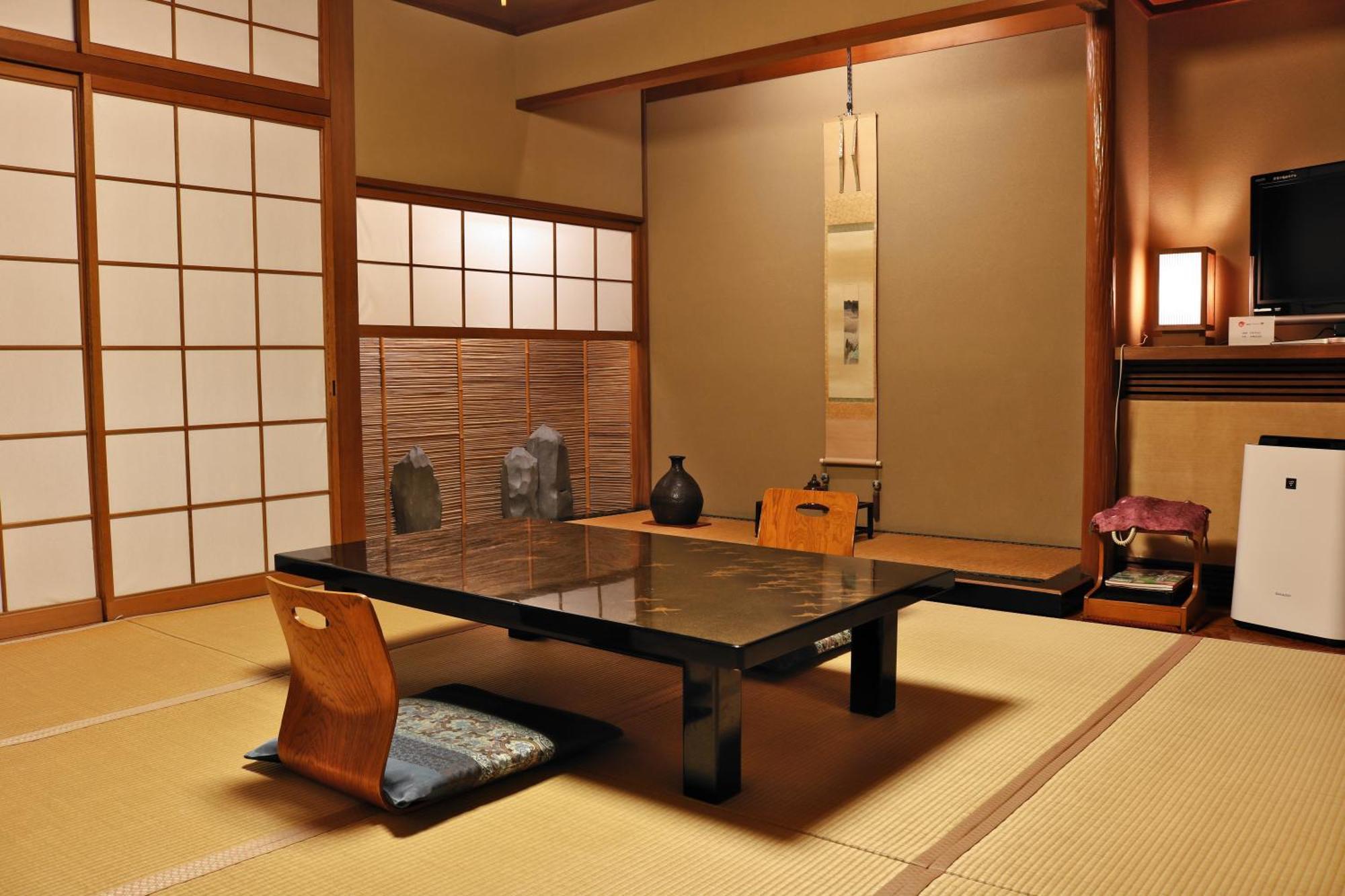 Tsutaya Ryokan Тойока Екстериор снимка