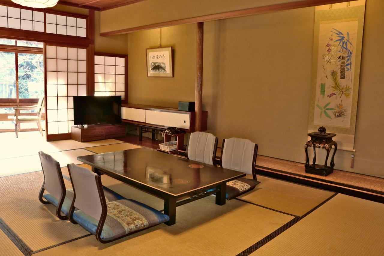 Tsutaya Ryokan Тойока Екстериор снимка